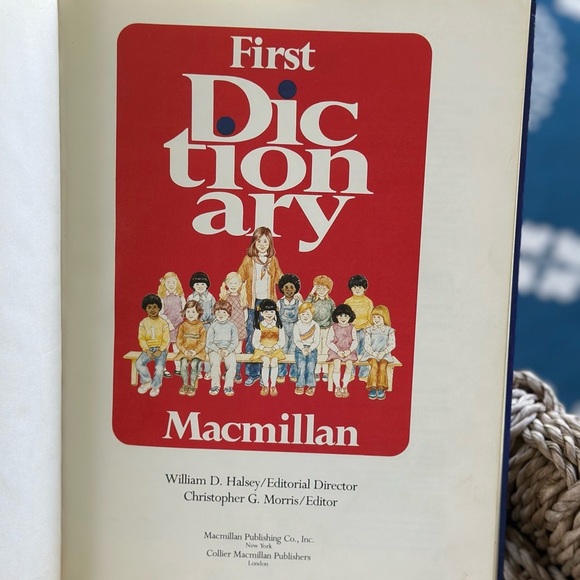 Macmillan Teacher Annotated First Dictionary - Picture 3 of 6
